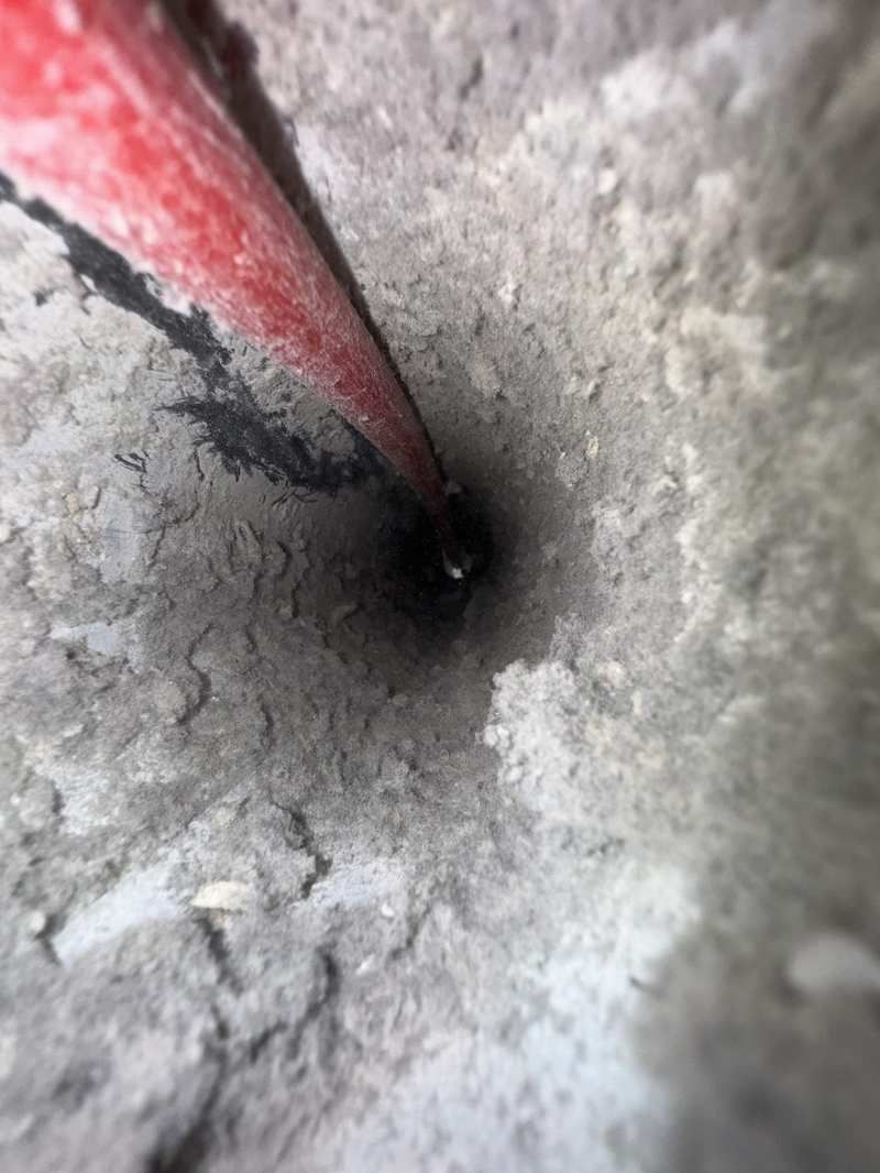 Dirty air duct